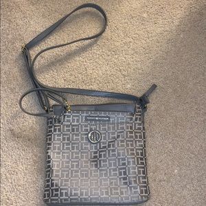 Tommy Hilfiger purse